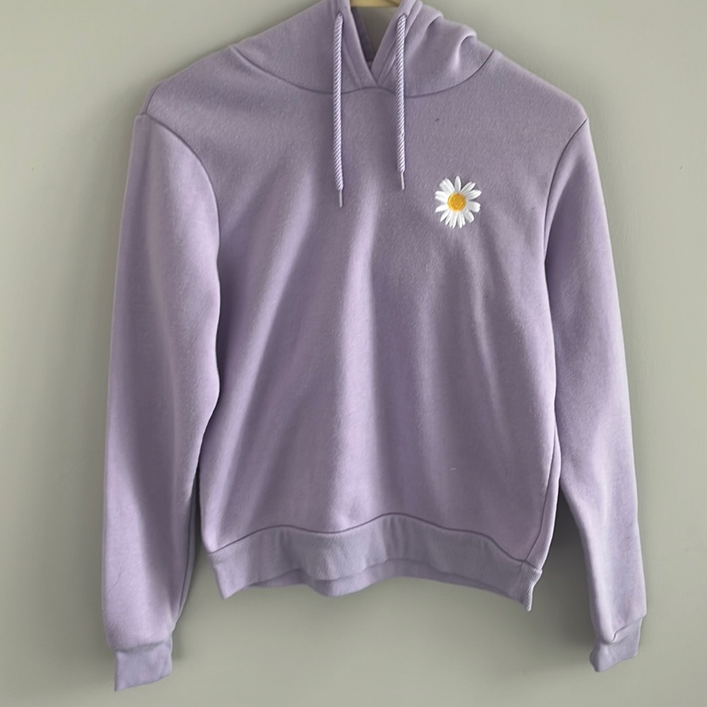 Rue 21 sweatshirt